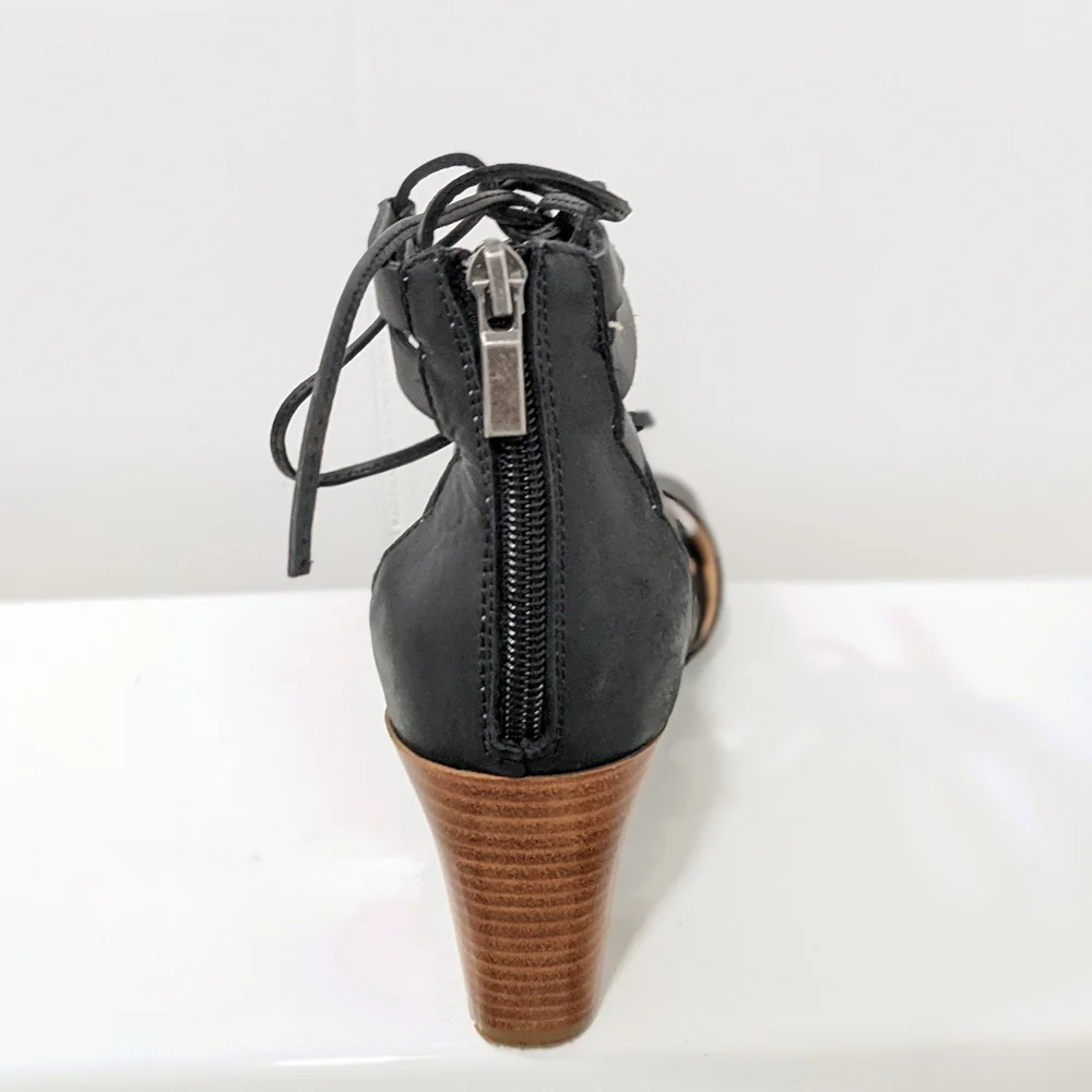 Me too leather sandals